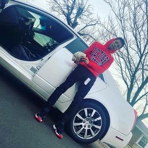 Meet your Posher, Eric